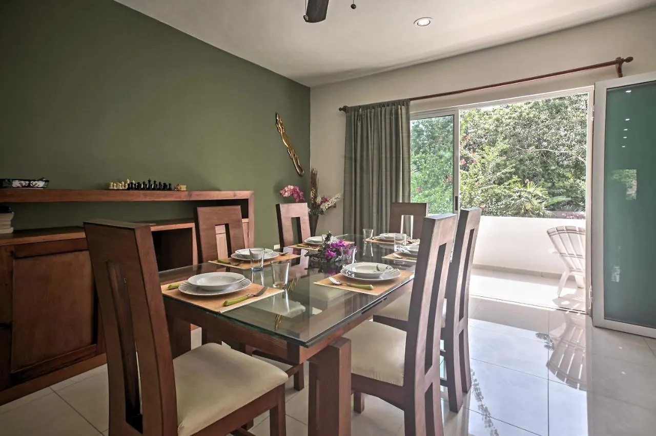 Casa Esmeralda With Pool Access And Furnished Patio! Tulum Villa